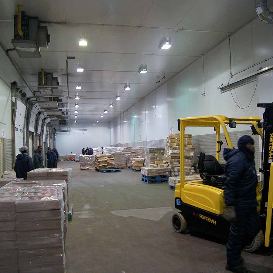 low temperature concrete in storage room