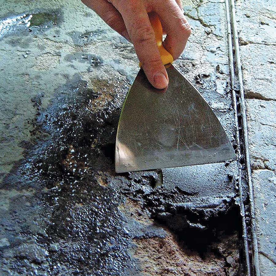 Cretex® OT Mortar Epoxy Garage Floor Repair - Image 10